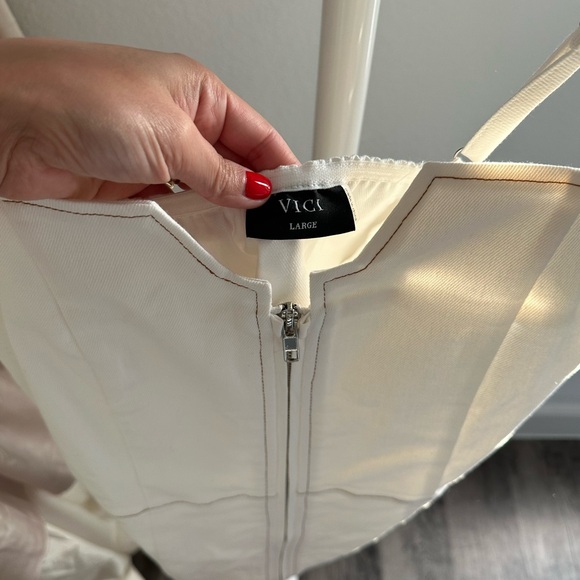 White denim mini dress - Picture 2 of 3